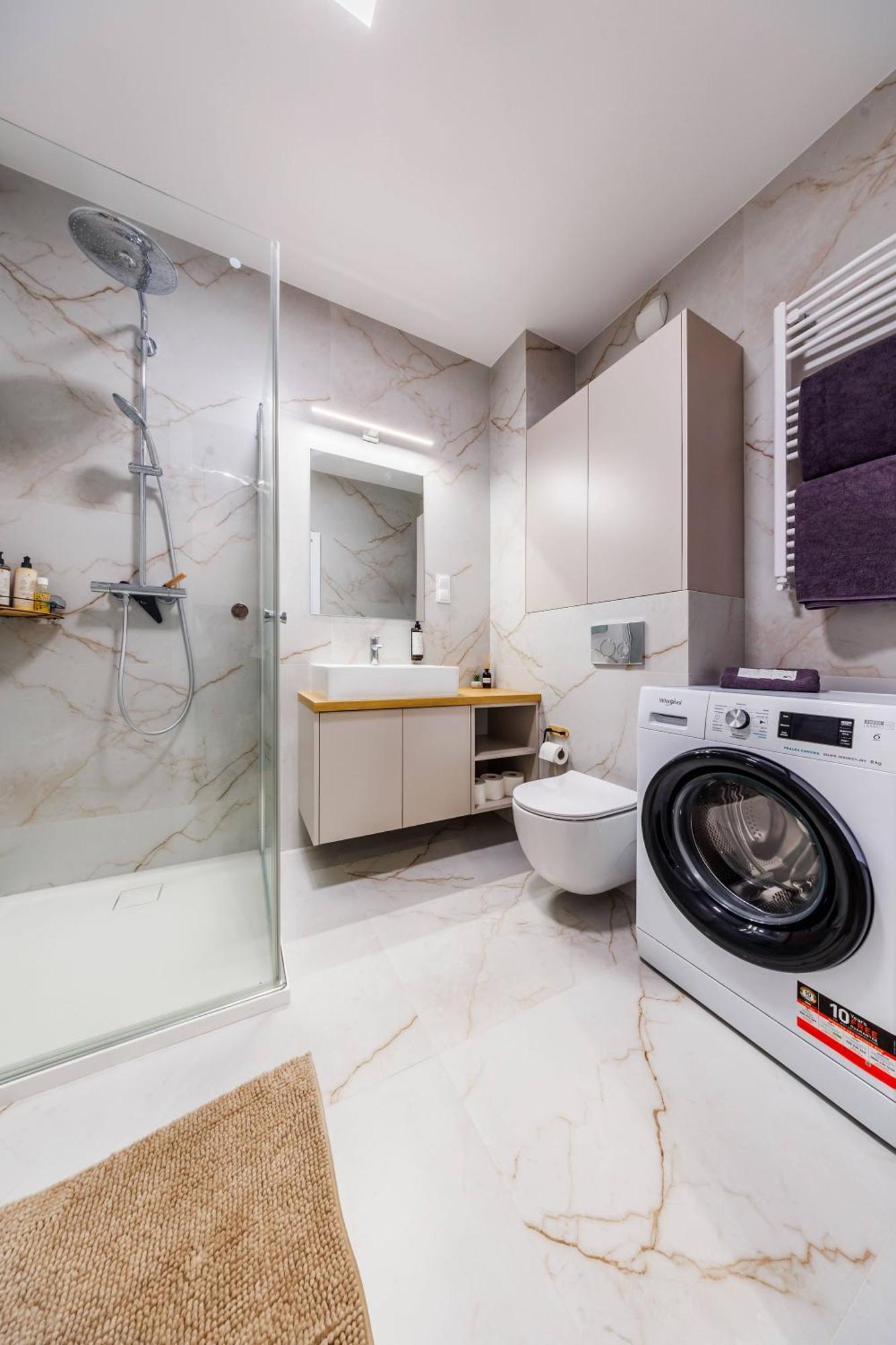 Premium Suite- City Center, Capital Towers, Free Parking Rzeszów Kültér fotó